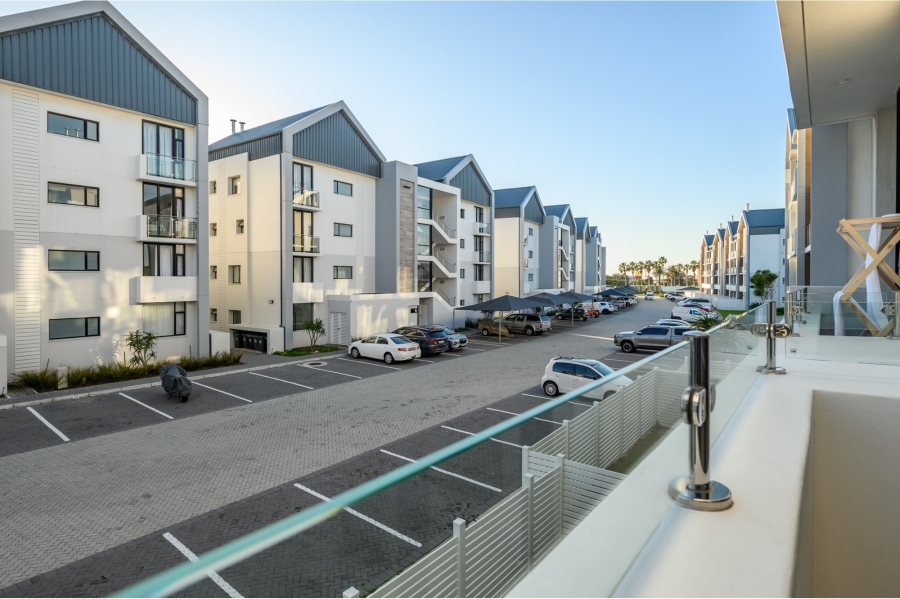 1 Bedroom Property for Sale in Summerstrand Eastern Cape